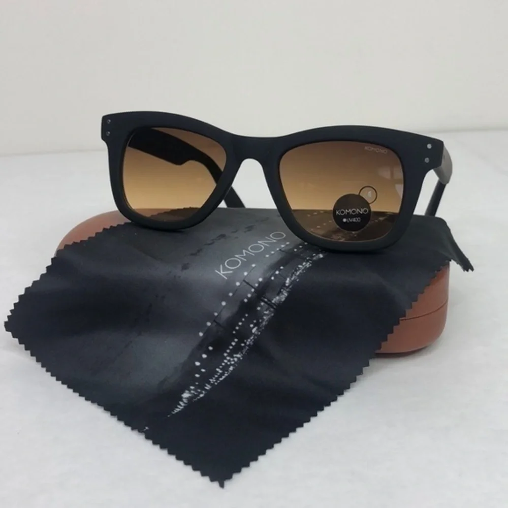 KOMONO Allen Black Rubber Sunglasses (NEW) 🕶